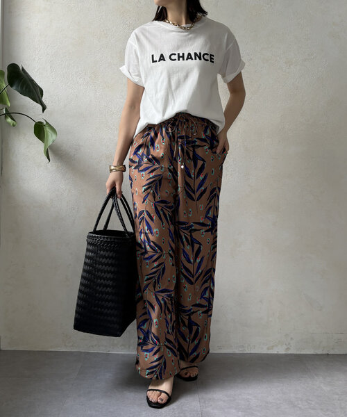 DouDou（ドゥドゥ）の「【WEB限定】ボタニカルプリントイージーパンツ（その他パンツ・レディース・キャメル/オフホワイト・FREE）」の13枚目の写真