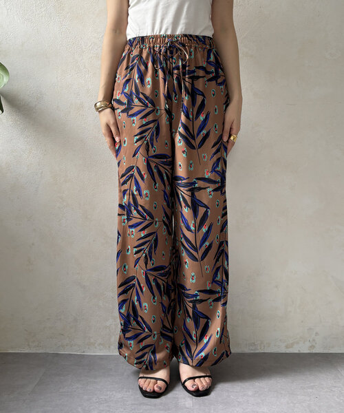 DouDou（ドゥドゥ）の「【WEB限定】ボタニカルプリントイージーパンツ（その他パンツ・レディース・キャメル/オフホワイト・FREE）」の21枚目の写真