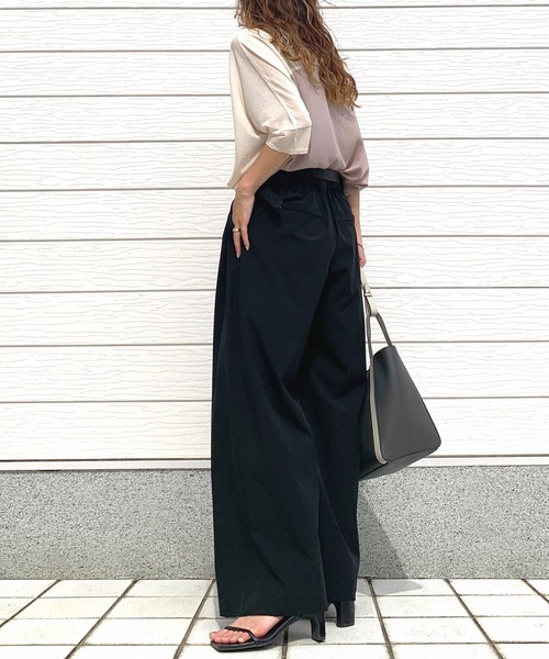 Q（キュー）の「フハクドッキングドルマンニット（ニット/セーター・レディース・ベージュ/ブラック・MEDIUM）」の16枚目の写真