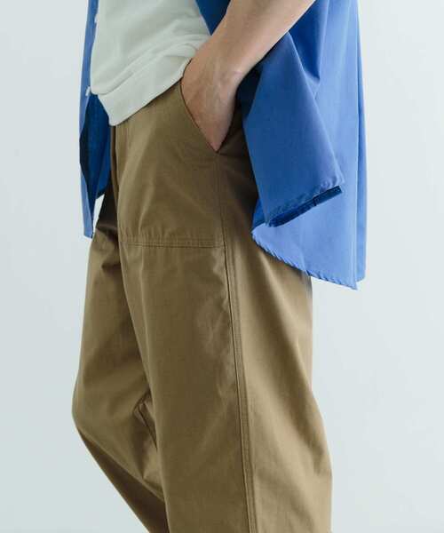 ITEMS URBANRESEARCH(アイテムズ アーバンリサーチ)の「コットンナイロン RIP STOP ベイカーパンツ(チノパンツ・メンズ・ブラック/カーキ・MEDIUM/LARGE)」の8枚目の写真