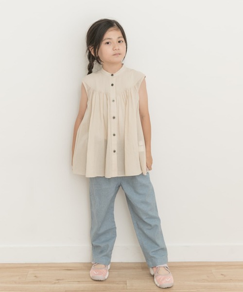 URBAN RESEARCH DOORS（アーバンリサーチドアーズ）の「『親子リンク』コットンボイルフレンチブラウス(KIDS)（シャツ/ブラウス・キッズ・グリーン/ライトベージュ・120/105/135）」の4枚目の写真