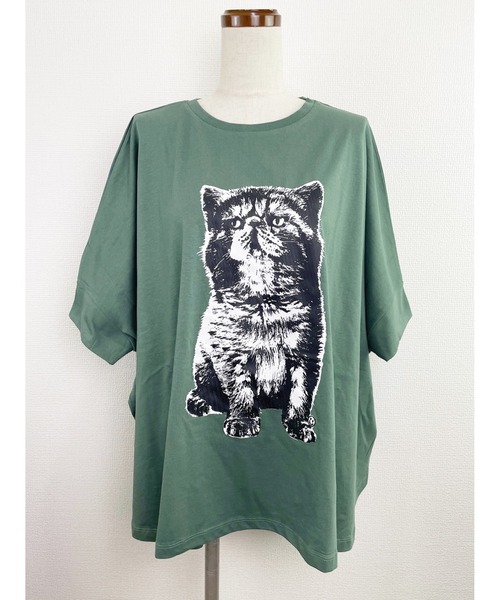 WORLD WIDE LOVE!(ワールドワイドラブ)の「CATポンチョTEE(Tシャツ/カットソー・レディース・オフホワイト/ブラック/グレイッシュベージュ/イエロー/カーキ・1)」の4枚目の写真