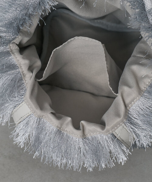 Actually（アクチュアリー）の「フリンジ巾着バッグ（トートバッグ・レディース・ブラック/グレー/グリーン/グリーン系その他/グレー系その他・0）」の15枚目の写真