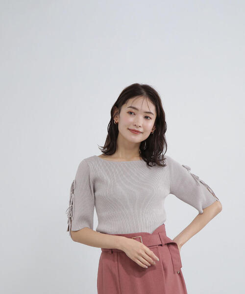 NATURAL BEAUTY BASIC(ナチュラルビューティーベーシック)の「◇スリットリボンスリーブニット(ニット/セーター・レディース・ブラック/ライトグリーン/グレイッシュベージュ・FREE)」の14枚目の写真