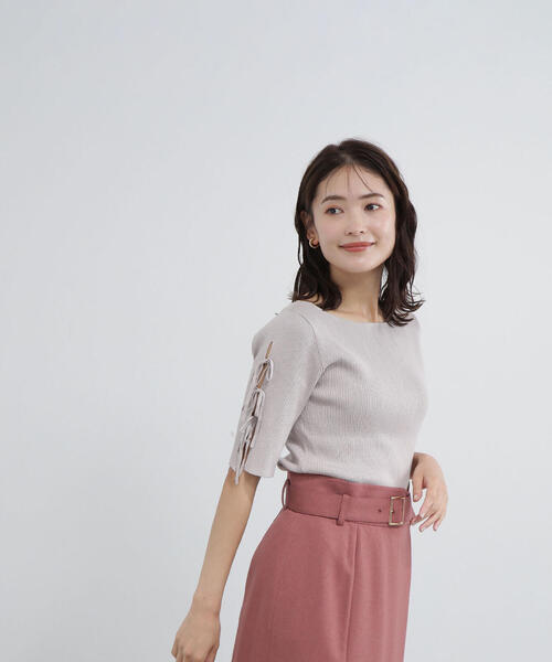 NATURAL BEAUTY BASIC(ナチュラルビューティーベーシック)の「◇スリットリボンスリーブニット(ニット/セーター・レディース・ブラック/ライトグリーン/グレイッシュベージュ・FREE)」の16枚目の写真
