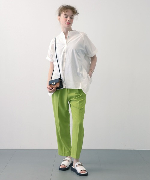 saloon(サルーン)の「SALOON(サルーン)/ノーカラーフリルヨーク5分袖ブラウス【洗濯機洗い可】無地/ストライプ(シャツ/ブラウス・レディース・ブルー系その他/オフホワイト/サックスブルー/グレー系その他・FREE)」の5枚目の写真