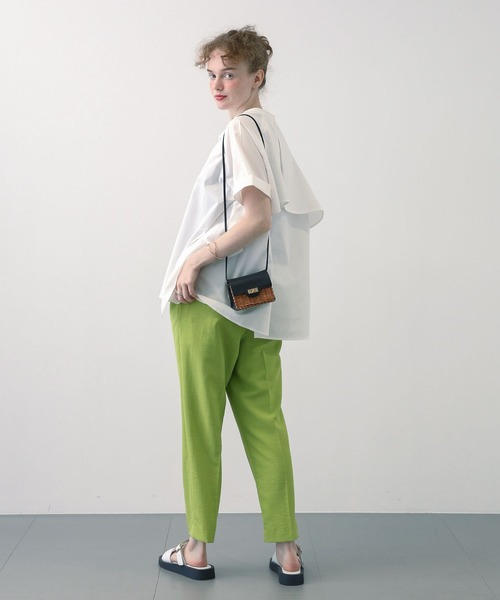 saloon(サルーン)の「SALOON(サルーン)/ノーカラーフリルヨーク5分袖ブラウス【洗濯機洗い可】無地/ストライプ(シャツ/ブラウス・レディース・ブルー系その他/オフホワイト/サックスブルー/グレー系その他・FREE)」の6枚目の写真