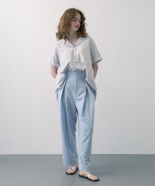 saloon(サルーン)の「SALOON(サルーン)/ノーカラーフリルヨーク5分袖ブラウス【洗濯機洗い可】無地/ストライプ(シャツ/ブラウス・レディース・ブルー系その他/オフホワイト/サックスブルー/グレー系その他・FREE)」の12枚目の写真