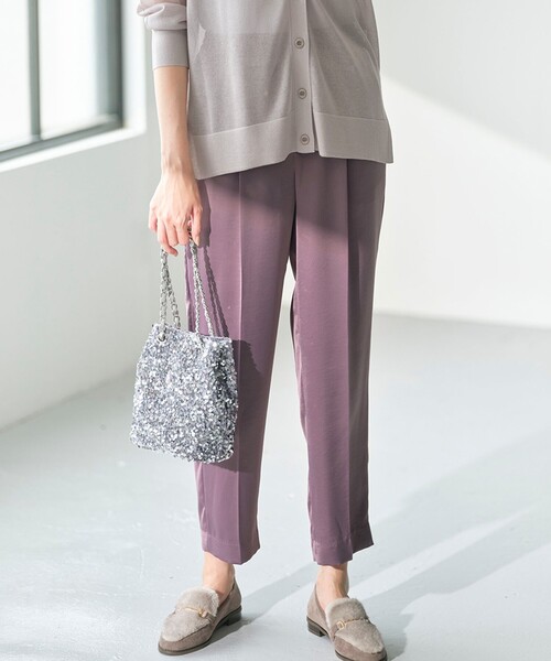 ANY SIS（エニィスィス）の「【洗える】サテンドロストイージー パンツ（その他パンツ・レディース・パープル系/グレー系/ダークブラウン系・4）」の2枚目の写真