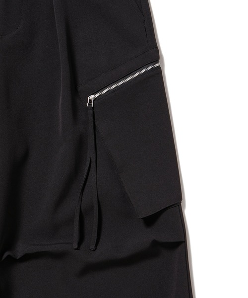 JUNRED(ジュンレッド)の「【セットアップ対応】ジップポケットカーゴパンツ(カーゴパンツ・メンズ・ブラック/ベージュ系その他/チャコールグレー・S/M/L)」の9枚目の写真