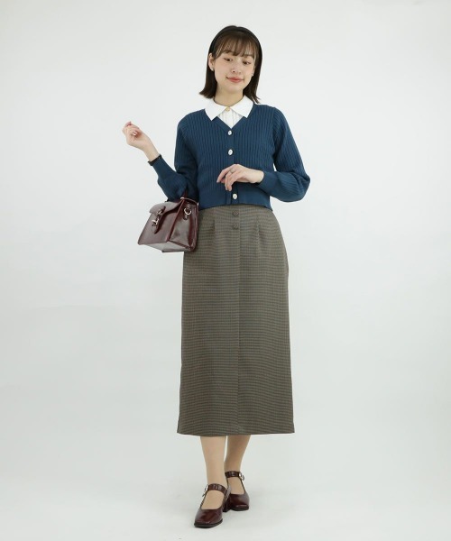 an another angelus（アンアナザーアンジェラス）の「アートローズプリント釦リブニットカーディガン/ananotherangelus（カーディガン/ボレロ・レディース・ブルーグリーン/アイボリー/パープル・FREE）」の10枚目の写真