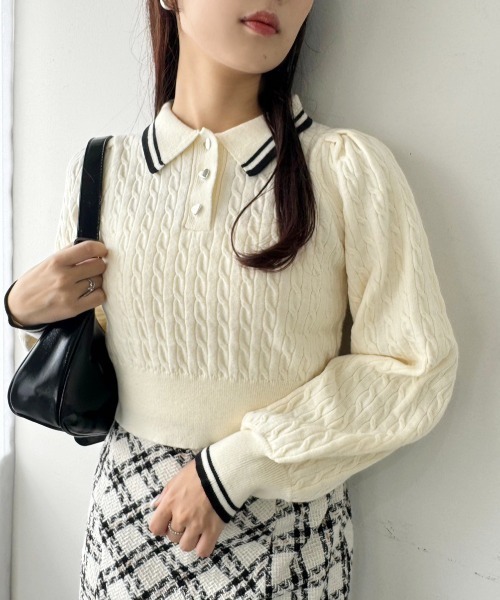 overE 96 白　 Vネック セーター　袖ボタン　Heart closet overE 96 白 Vネック セーター 袖ボタン Heart closet overE 96 白 V