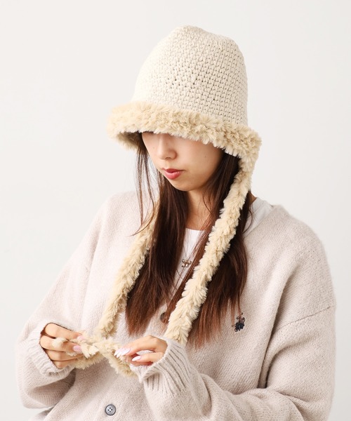 ROOPTOKYO(ループトウキョウ)の「ひも付き ニット ファーバケットハット バラクラバ(ハット・レディース・アイボリー/ブラック/ブラウン・FREE)」の8枚目の写真