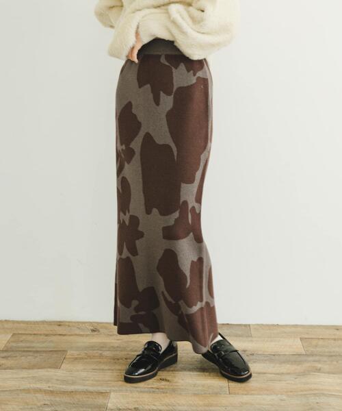 ITEMS URBANRESEARCH（アイテムズ アーバンリサーチ）の「ニットロングスカート（スカート・レディース・ブラウン系その他/ブラック系その他/ダークブラウン・FREE）」の3枚目の写真