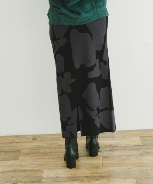 ITEMS URBANRESEARCH（アイテムズ アーバンリサーチ）の「ニットロングスカート（スカート・レディース・ブラウン系その他/ブラック系その他/ダークブラウン・FREE）」の5枚目の写真