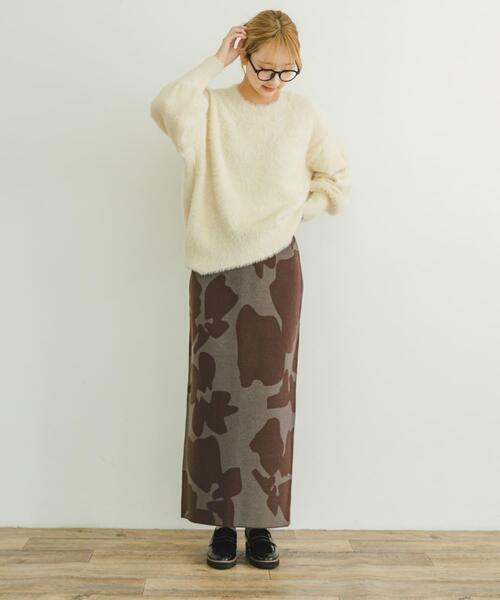 ITEMS URBANRESEARCH（アイテムズ アーバンリサーチ）の「ニットロングスカート（スカート・レディース・ブラウン系その他/ブラック系その他/ダークブラウン・FREE）」の16枚目の写真