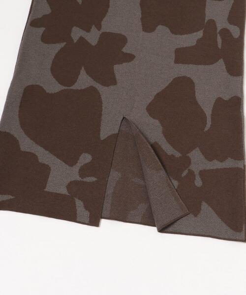 ITEMS URBANRESEARCH（アイテムズ アーバンリサーチ）の「ニットロングスカート（スカート・レディース・ブラウン系その他/ブラック系その他/ダークブラウン・FREE）」の21枚目の写真