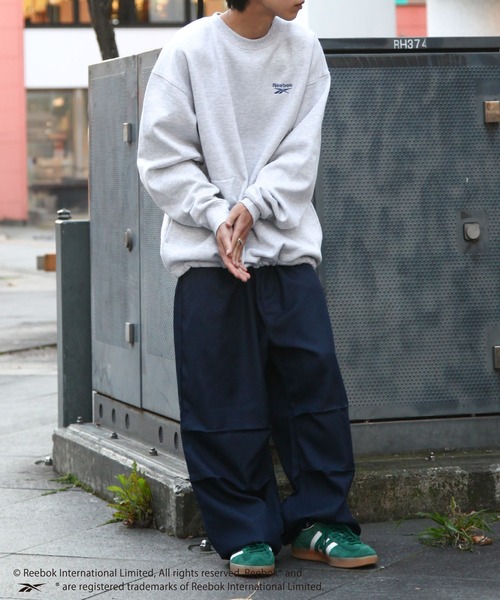 Reebok（リーボック）の「【REEBOK】 ワンポイント ロゴ 刺繍 シームポケット ドローコード 裏起毛 長袖 スウェット クルー トレーナー 【セットアップ可能】（スウェット・レディース・ネイビー/オートミール/ブラック・MEDIUM/LARGE）」の15枚目の写真