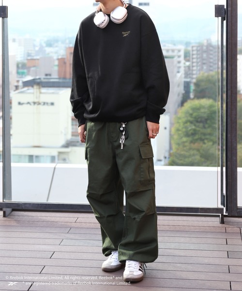 Reebok（リーボック）の「【REEBOK】 ワンポイント ロゴ 刺繍 シームポケット ドローコード 裏起毛 長袖 スウェット クルー トレーナー 【セットアップ可能】（スウェット・レディース・ネイビー/オートミール/ブラック・MEDIUM/LARGE）」の9枚目の写真