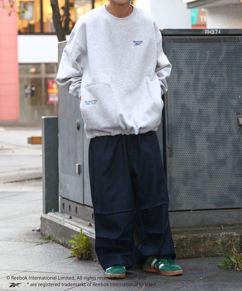 Reebok（リーボック）の「【REEBOK】 ワンポイント ロゴ 刺繍 シームポケット ドローコード 裏起毛 長袖 スウェット クルー トレーナー 【セットアップ可能】（スウェット・レディース・ネイビー/オートミール/ブラック・MEDIUM/LARGE）」の16枚目の写真