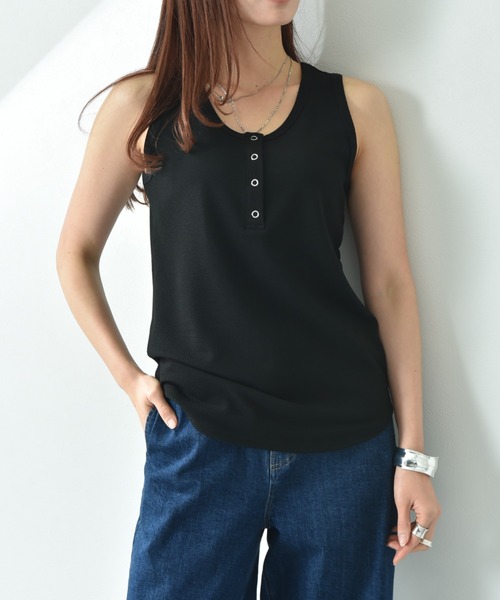 INTERPLANET（インタープラネット）の「ラッセル編ヘンリーネック２ＷＡＹタンク（タンクトップ・レディース・オフホワイト/グレイッシュベージュ/ブラック・FREE）」の20枚目の写真