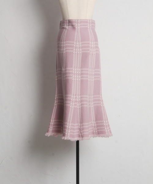 tocco closet（トッコ　クローゼット）の「裾フリンジチェックマーメイドニットスカート（スカート・レディース・ピンク/ブラック/オフホワイト/ベージュ・M）」の21枚目の写真