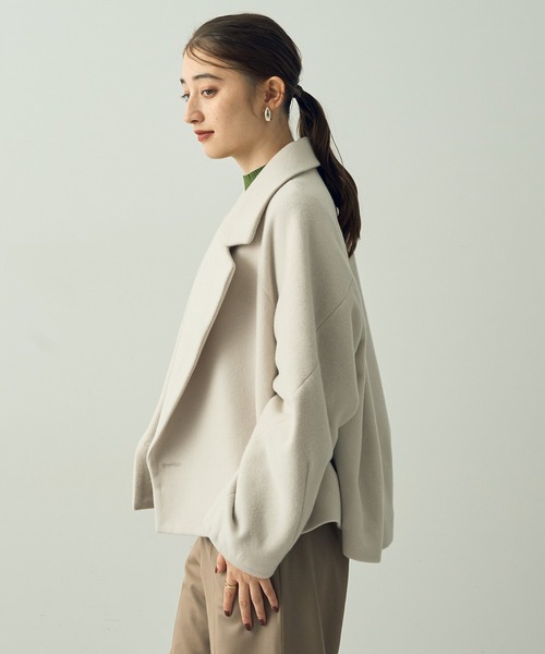 YECCA VECCA（イェッカヴェッカ）の「ビッグカラーウールショートコート（その他アウター・レディース・ライトベージュ/ブラック・FREE）」の16枚目の写真