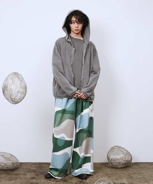 Dulcamara（ドゥルカマラ）の「ピグメントSWホックパーカー（パーカー・メンズ・ブラック/ベージュ/グリーン・0/1）」の8枚目の写真