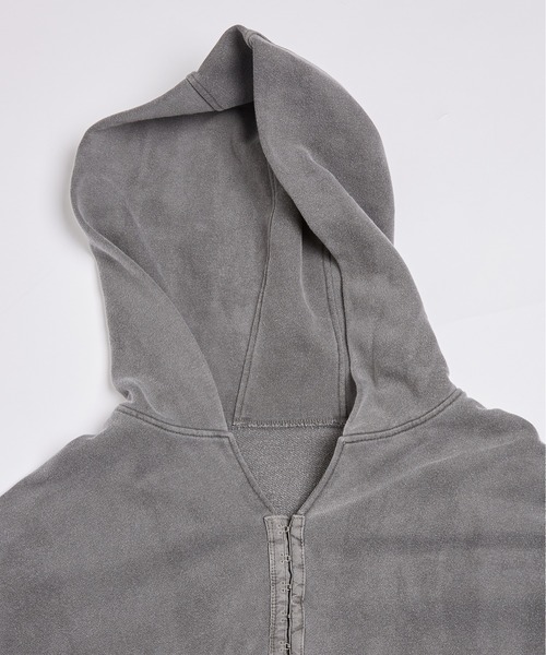 Dulcamara（ドゥルカマラ）の「ピグメントSWホックパーカー（パーカー・メンズ・ブラック/ベージュ/グリーン・0/1）」の18枚目の写真