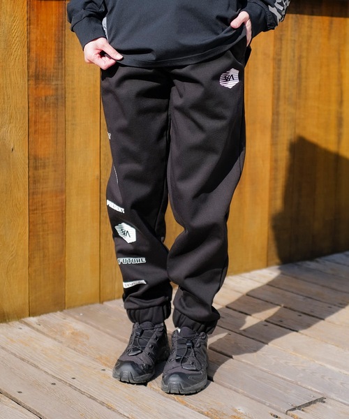 RVCA（ルーカ）の「RVCA メンズ ELEMENT STREAK PT セットアップボトムス/ルーカロゴプリント裏起毛スウェットパンツ（スウェットパンツ・メンズ・ホワイト/ブルー系その他/ブラック・LARGE/MEDIUM/SMALL/X-LARGE）」の20枚目の写真