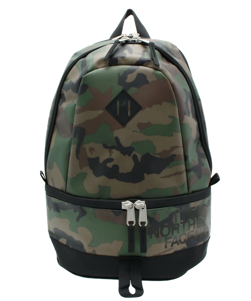 THE NORTH FACE（ザノースフェイス）の「ザ・ノース・フェイス　デイパック　/　ベースキャンプデイパック（バックパック/リュック・メンズ・ブラック/グレー/レッド/その他/ブルー系その他/グリーン系カモフラージュ/ブルー系その他2/ブラック×ゴールド/オフホワイト/カモフラージュ/ホワイト×ブラック/ブラック×ブラック・ONE SIZE）」の12枚目の写真