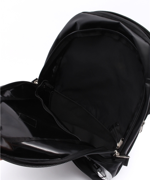 THE NORTH FACE（ザノースフェイス）の「ザ・ノース・フェイス　デイパック　/　ベースキャンプデイパック（バックパック/リュック・メンズ・ブラック/グレー/レッド/その他/ブルー系その他/グリーン系カモフラージュ/ブルー系その他2/ブラック×ゴールド/オフホワイト/カモフラージュ/ホワイト×ブラック/ブラック×ブラック・ONE SIZE）」の21枚目の写真