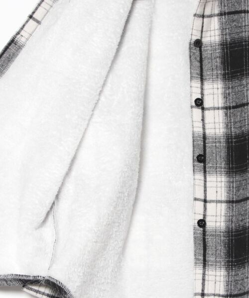 ANAP（アナップ）の「裏ボアチェックシャツ（シャツ/ブラウス・レディース・ベージュ/ブラック・FREE）」の20枚目の写真