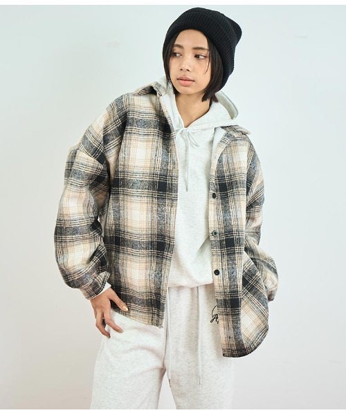 ANAP（アナップ）の「裏ボアチェックシャツ（シャツ/ブラウス・レディース・ベージュ/ブラック・FREE）」の2枚目の写真