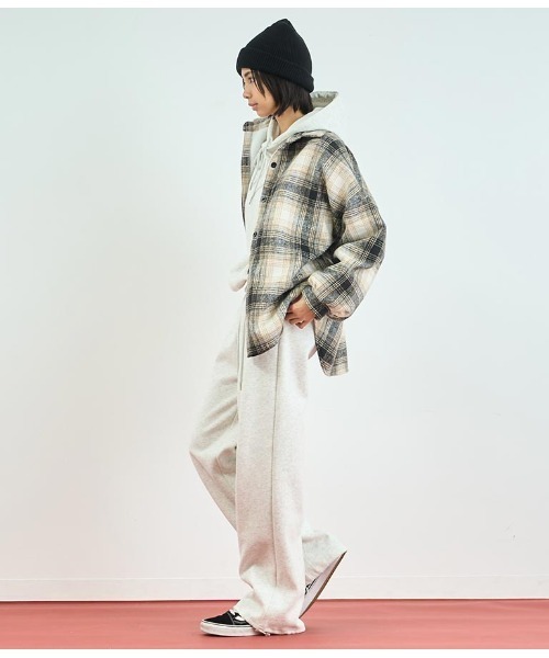 ANAP（アナップ）の「裏ボアチェックシャツ（シャツ/ブラウス・レディース・ベージュ/ブラック・FREE）」の13枚目の写真