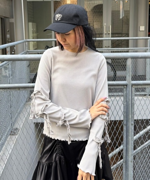 Candy Stripper（キャンディストリッパー）の「TINY RIBBON トップス（Tシャツ/カットソー・レディース・ブラック/アイボリー/ライトグレー・FREE）」の14枚目の写真