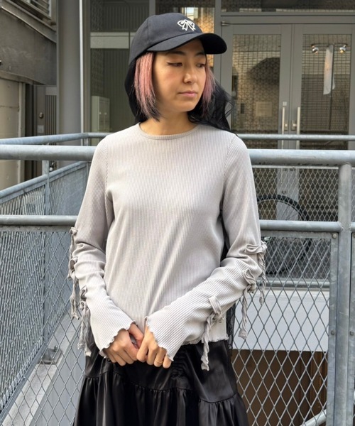 Candy Stripper（キャンディストリッパー）の「TINY RIBBON トップス（Tシャツ/カットソー・レディース・ブラック/アイボリー/ライトグレー・FREE）」の15枚目の写真