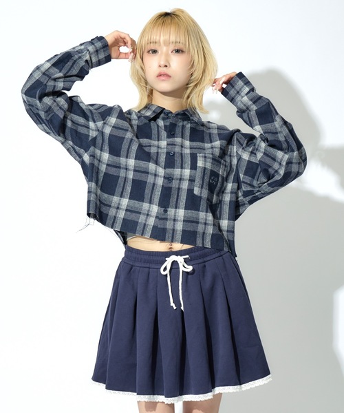 ALLuRing ChaRm（アリュリングチャーム）の「AR Foil Print Short Check Shirt / ARロゴ 箔プリントショート丈チェックシャツ（シャツ/ブラウス・レディース・レッド/グリーン/ネイビー・FREE）」の20枚目の写真