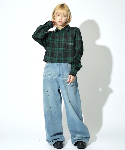 ALLuRing ChaRm（アリュリングチャーム）の「AR Foil Print Short Check Shirt / ARロゴ 箔プリントショート丈チェックシャツ（シャツ/ブラウス・レディース・レッド/グリーン/ネイビー・FREE）」の13枚目の写真