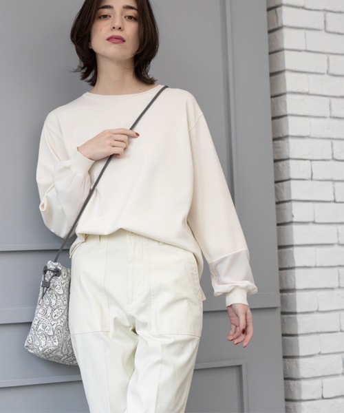 OPAQUE.CLIP(オペークドットクリップ)の「ジョーゼット切替スリーブニット【洗濯機洗い可】(ニット/セーター・レディース・サックスブルー/ブラック/ライトグレー/イエロー系その他/アイボリー・38/40/36/42)」の6枚目の写真