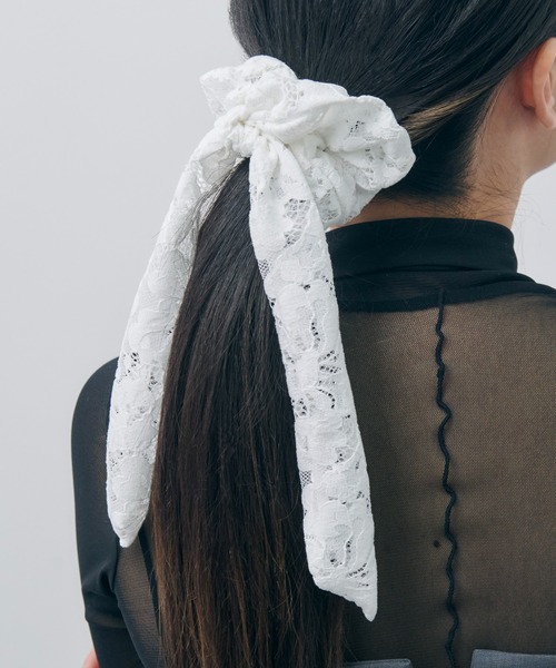 GOLDY(ゴールディ)の「レース ハング シュシュ(シュシュ・レディース・ブラック/アイボリー/ホワイト・FREE)」の2枚目の写真