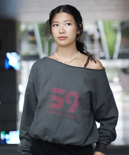 JOINT WORKS（ジョイントワークス）の「裏毛ワンショルプルオーバー（スウェット・レディース・チャコールグレー/アイボリー/ネイビー・FREE）」の3枚目の写真