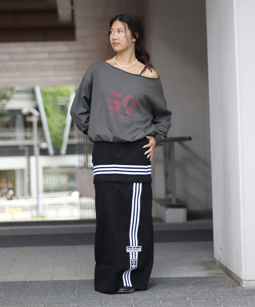 JOINT WORKS（ジョイントワークス）の「裏毛ワンショルプルオーバー（スウェット・レディース・チャコールグレー/アイボリー/ネイビー・FREE）」の11枚目の写真