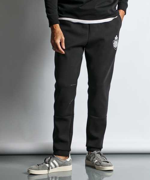 ⭐︎THE DUFFER OF ST. GEORGE 黒フィットパンツ セール】〔BLACK LABEL〕'SORONA' ATHLETIC REGULAR PANTS