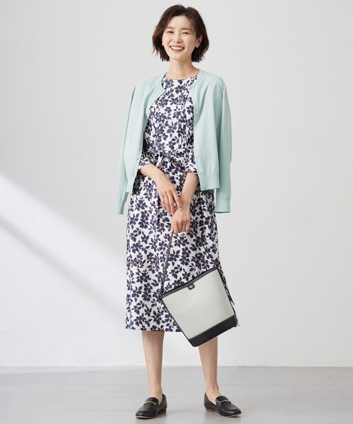 J.PRESS Ladies（J.プレス レディス）の「【洗える】BASIC HT COTTON クルーネック カーディガン（カーディガン/ボレロ・レディース・ベージュ系/ネイビー系/ライトグリーン系/オレンジ系・SMALL）」の7枚目の写真