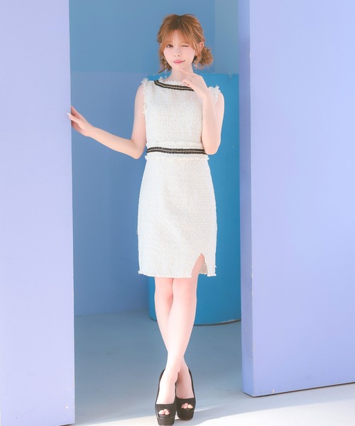 Tika(ティカ)の「キャバドレス ミニ タイト ツイード チェーン縁取りノースリーブフリンジドレス(ドレス・レディース・アイボリー/ピンク・S/L/M)」の6枚目の写真