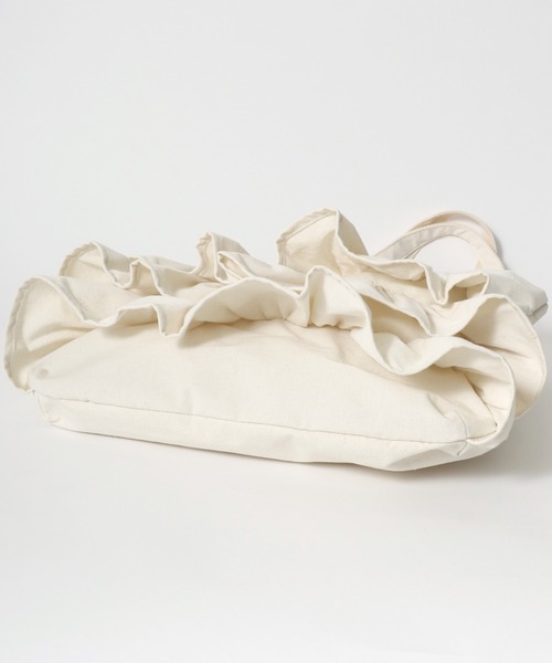 Lee（リー）の「Lee（リー）ワンポイントロゴ刺繍 ティアードフリルトートバッグ（トートバッグ・レディース・ブラック/シルバー/オフホワイト/インディゴブルー/ブラック系その他/ホワイト系その他・FREE）」の10枚目の写真