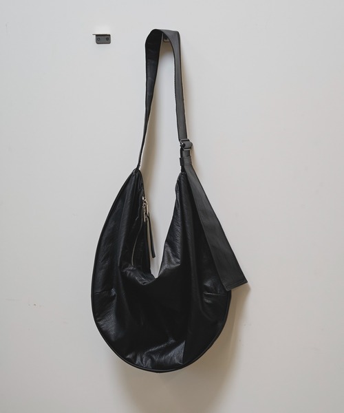 TODAYFUL(トゥデイフル)の「TODAYFUL Ecoleather Shoulder Bag TODAYFUL(トゥデイフル)の「TODAYFUL Ecoleather Shoulder Bag