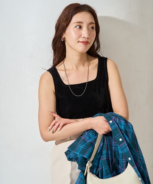 FREAK'S STORE(フリークスストア)の「限定展開 シアー ベロア タンクトップ (セット対応・前後2WAY)(タンクトップ・レディース・ブラック/ブラウン/ブルー/ナチュラル・フリ-)」の5枚目の写真