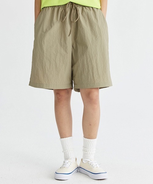rehacer(レアセル)の「R. : Nylon Wide Easy Shorts(その他パンツ・メンズ・ネイビー/パープル/イエロー/グリーン/ベージュ/ブラック・LARGE/X-LARGE/MEDIUM)」の1枚目の写真